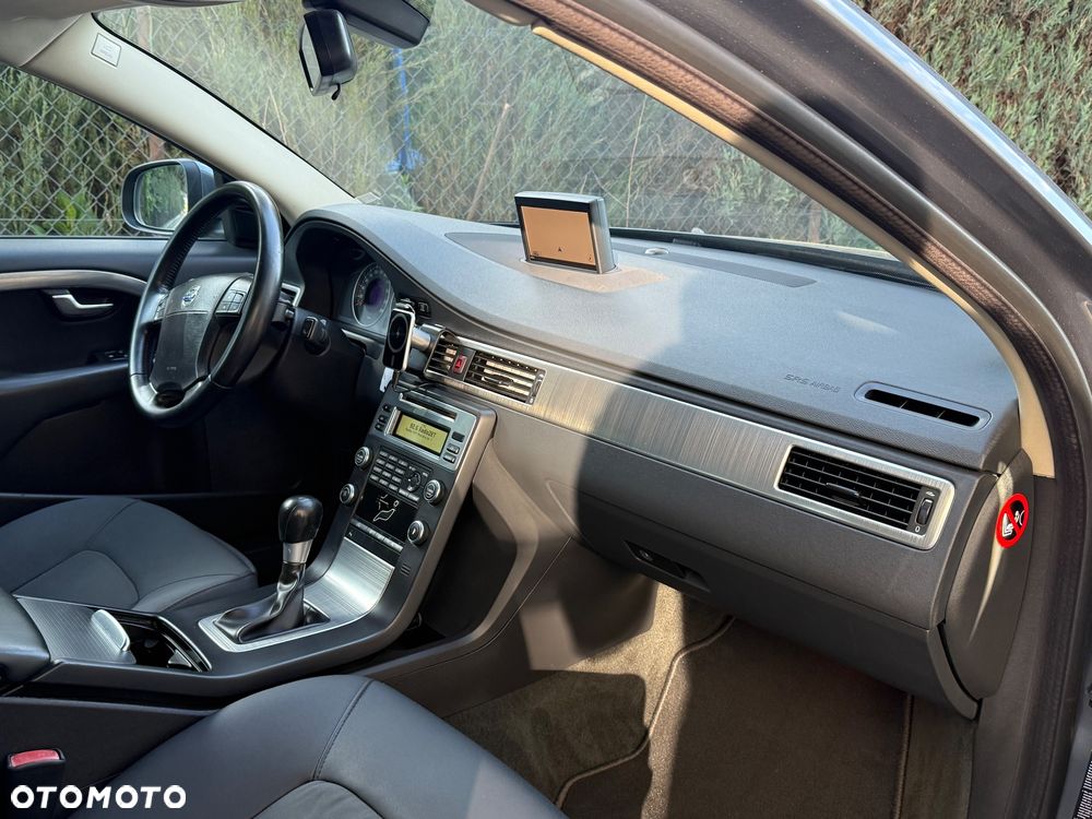 Volvo V70 2.0 - 24