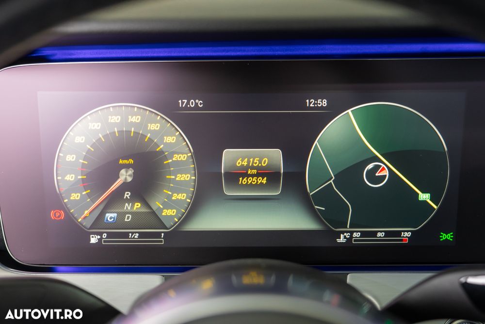 Mercedes-Benz CLS 350 d 4Matic 9G-TRONIC AMG Line - 12