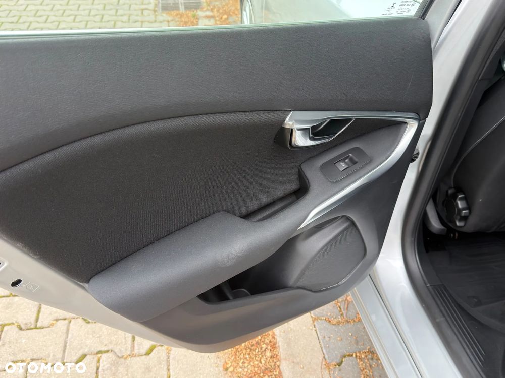 Volvo V40 - 28