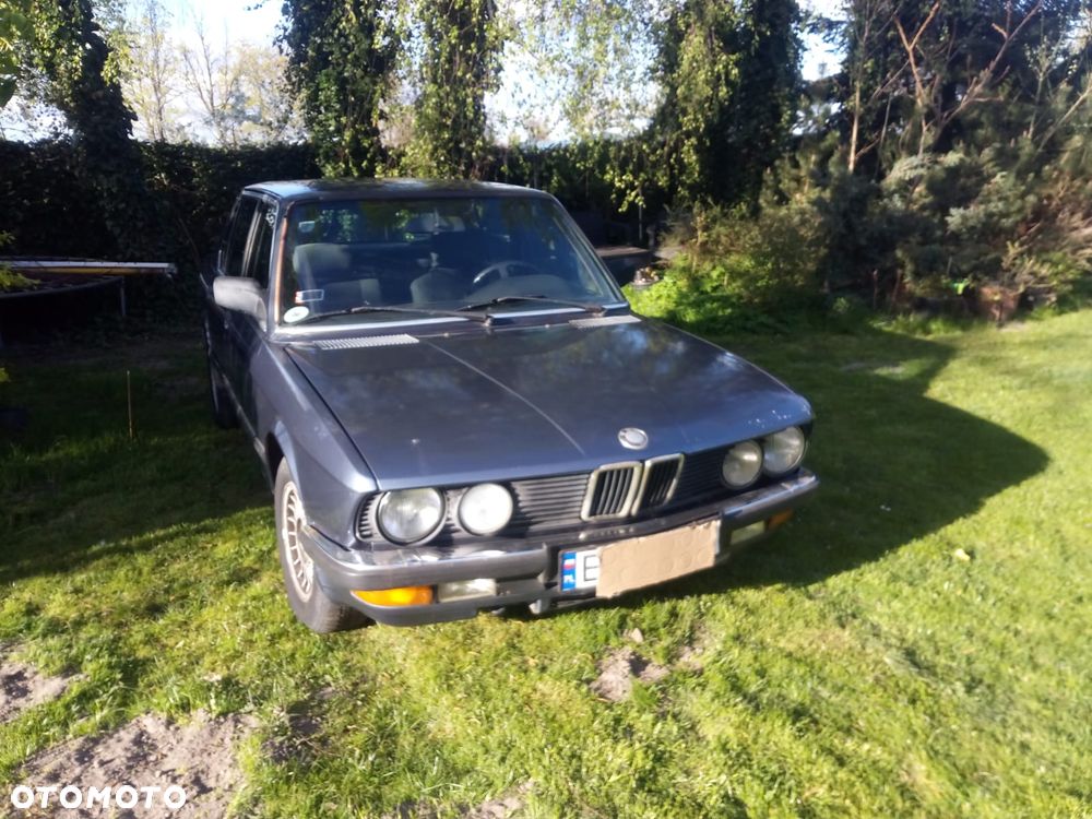 BMW Seria 5 524 td - 3