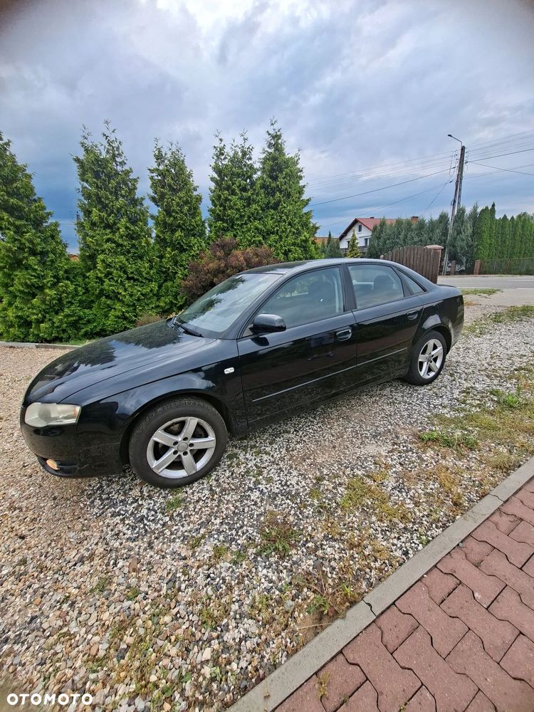 Audi A4 Limousine - 2