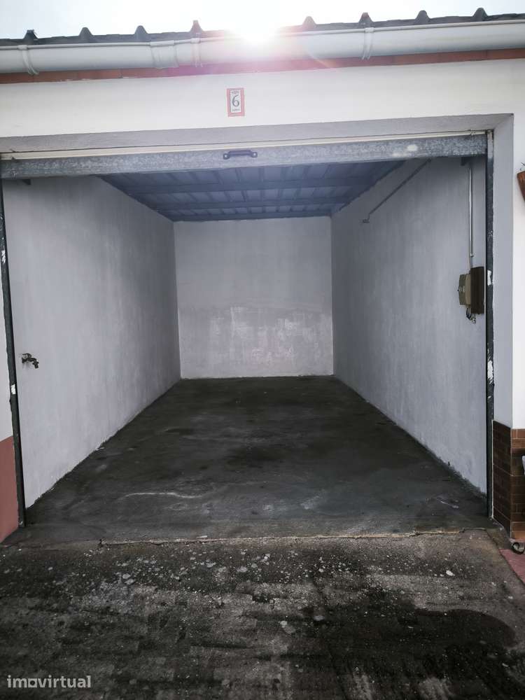 Garagem de 25m² no Cartaxo com boa iluminação - Grande imagem: 5/6