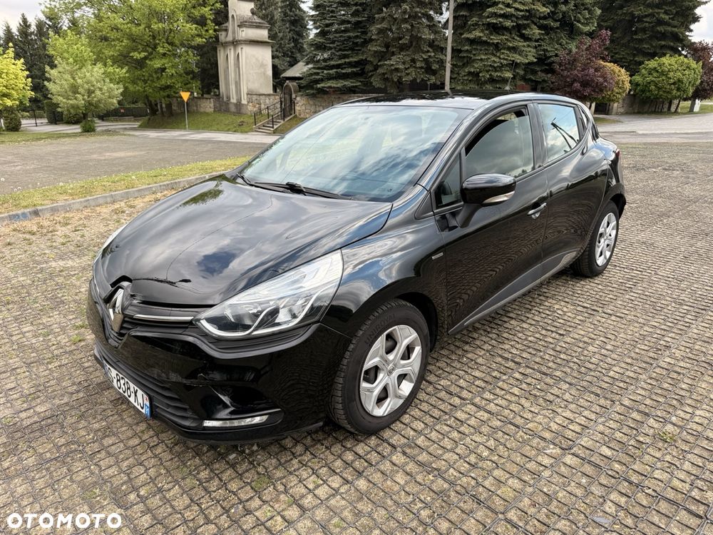 Renault Clio - 9