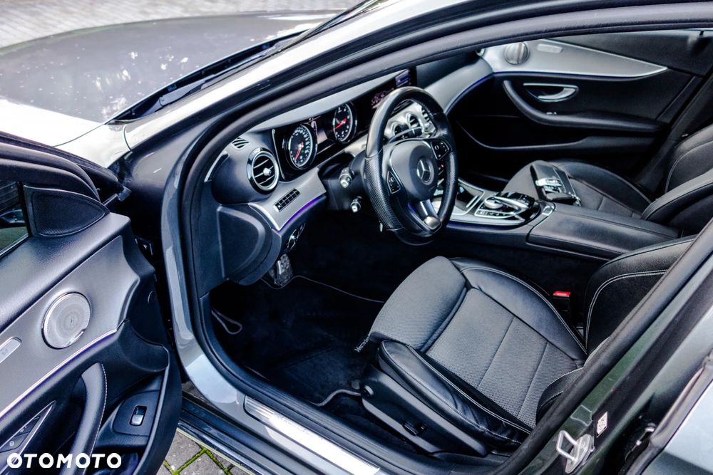 Mercedes-Benz Klasa E - 12