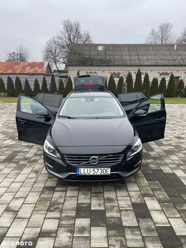 Volvo V60 D4 AWD Geartronic - 9