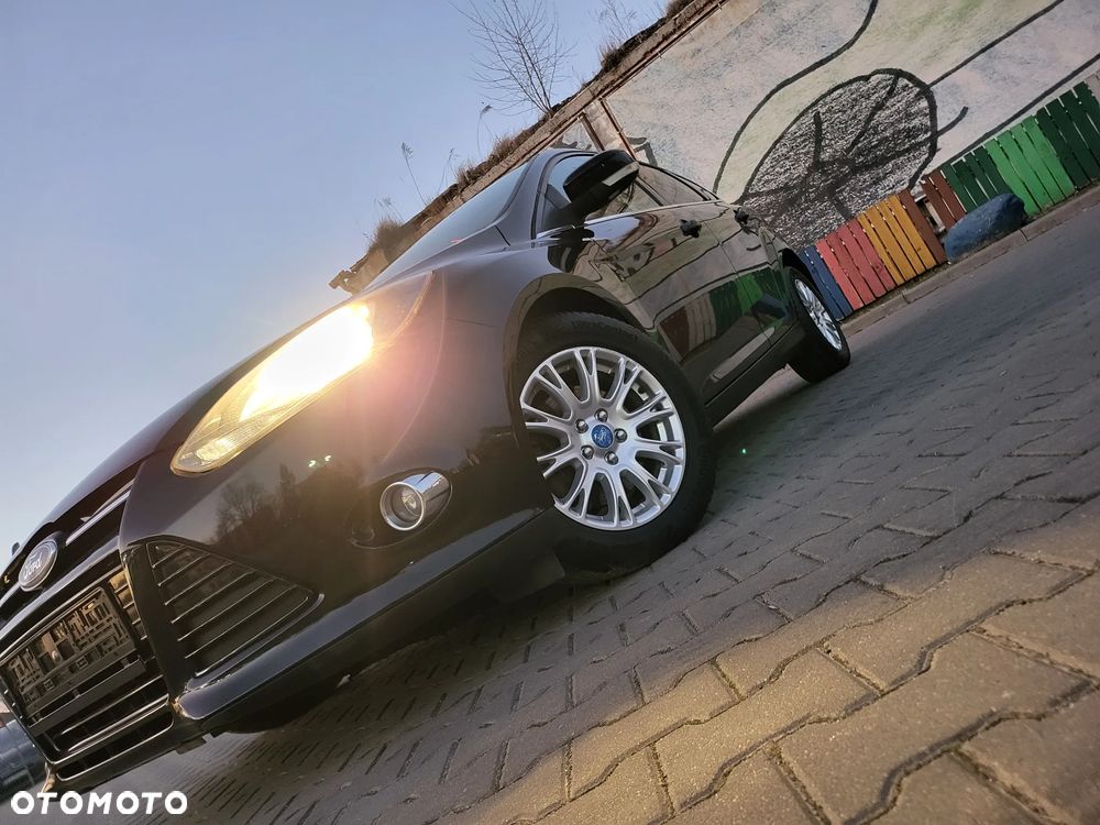 Ford Focus - 25
