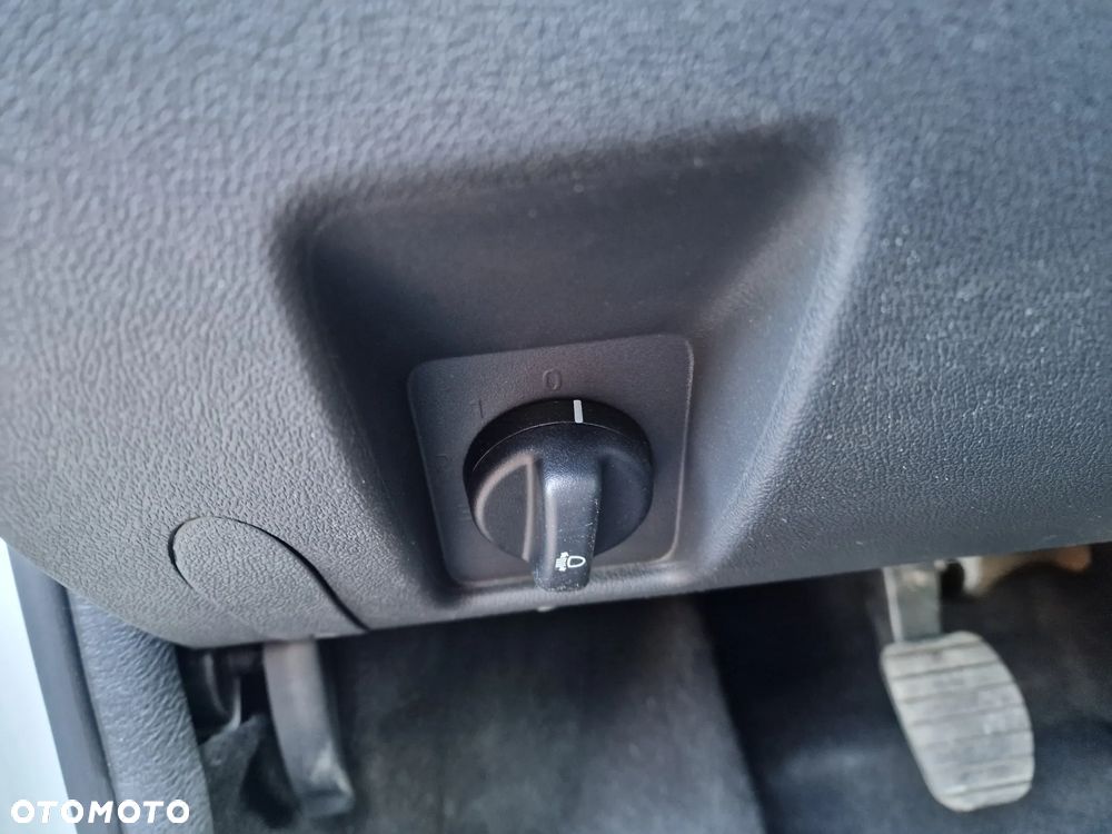 Dacia Duster 1.6 SL Garmin - 11