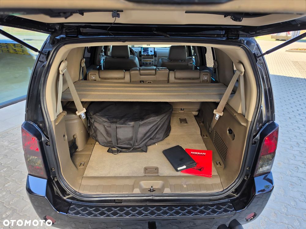 Nissan Pathfinder - 14