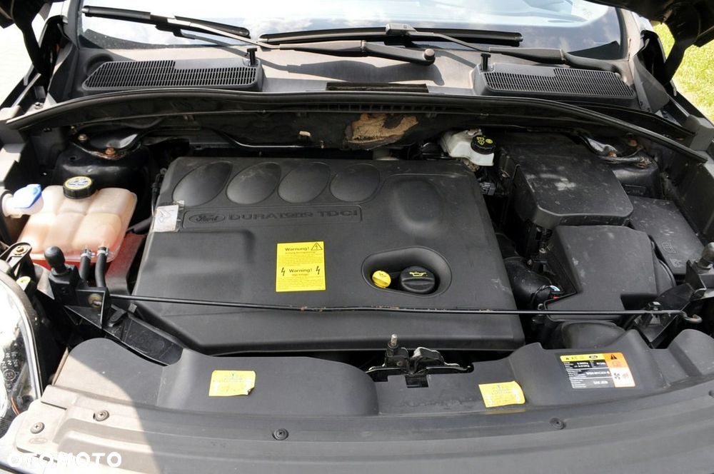 Ford Kuga - 38