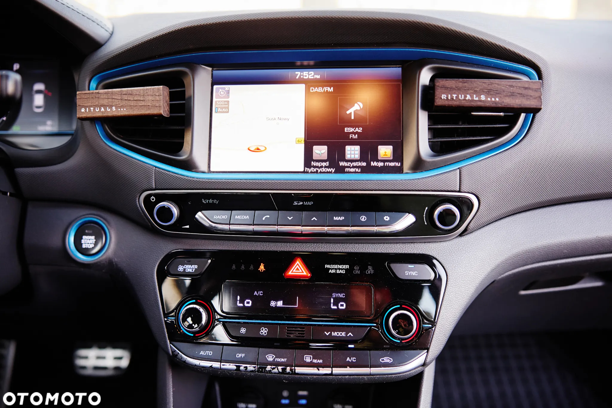 Hyundai IONIQ hybrid Platinum - 29