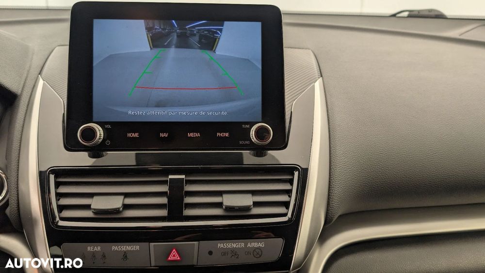 Mitsubishi Eclipse-Cross Plug-In Hybrid 4WD Plus Select - 16