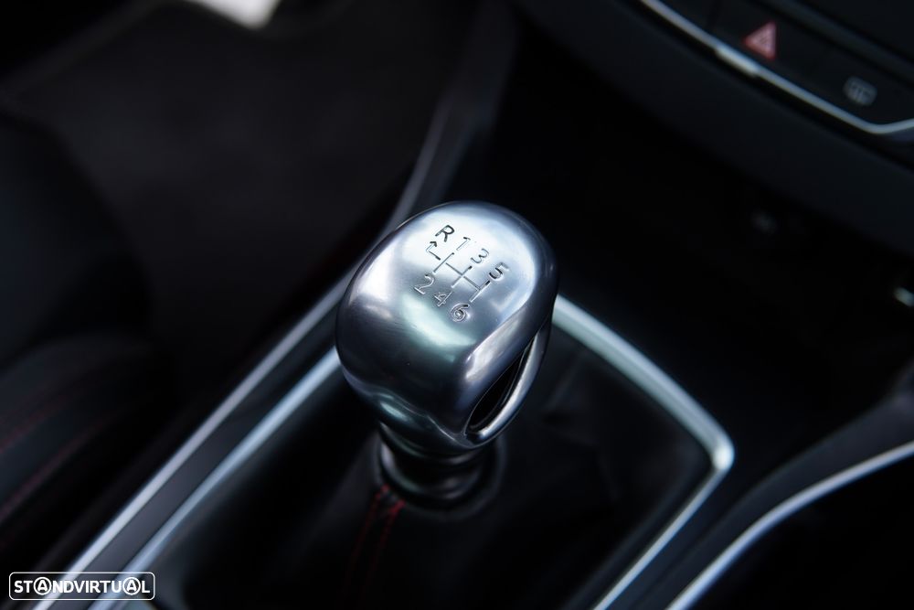 Peugeot 308 PureTech 130 GPF Stop & Start GT Pack - 53