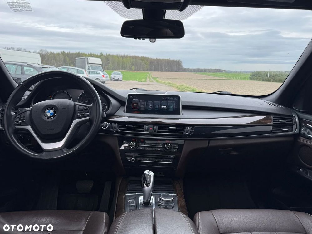 BMW X5 xDrive35i - 13