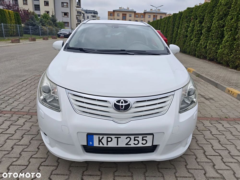 Toyota Avensis 2.0 Sol EU5 - 2