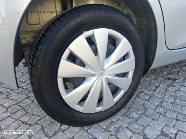 Toyota Aygo 1.0 X-Play - 45