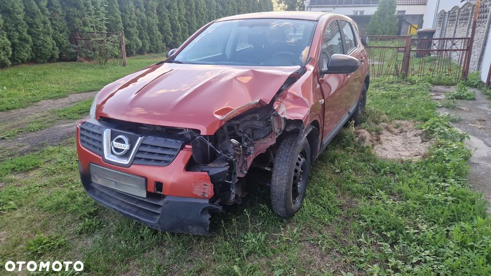 Nissan Qashqai - 2