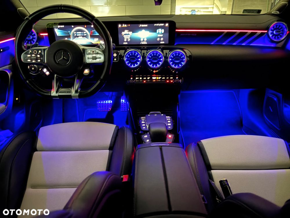 Mercedes-Benz CLA - 28