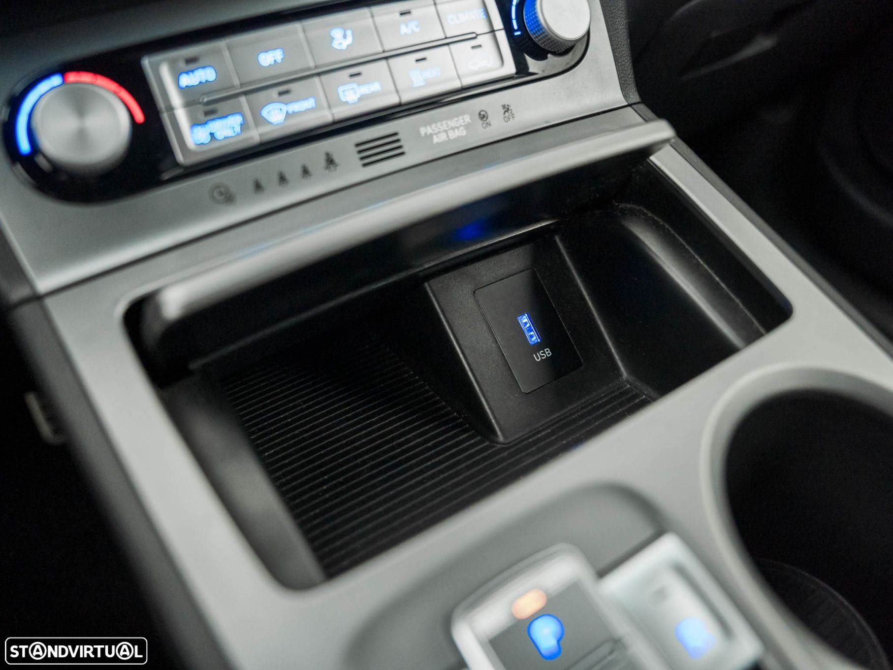 Hyundai Kauai EV 64 kWh Premium - 28