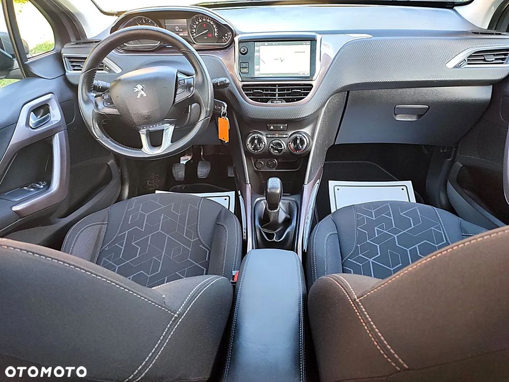 Peugeot 2008 1.2 Pure Tech Active - 20