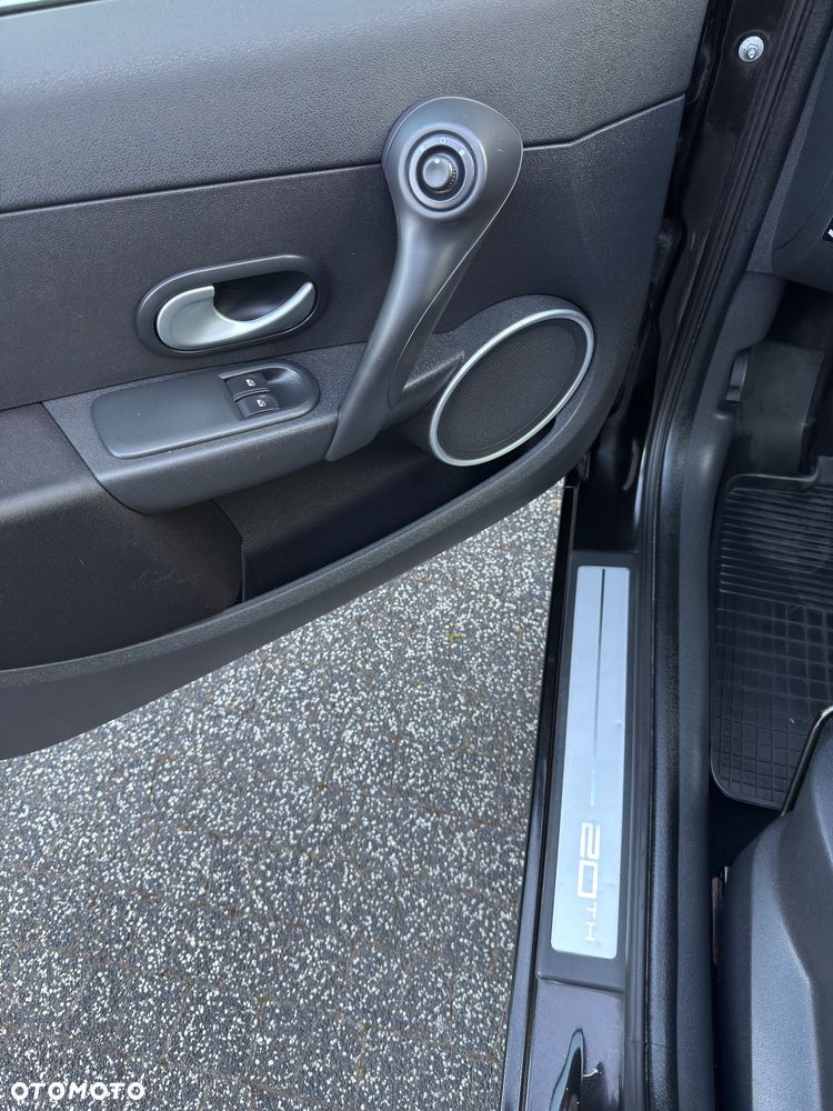 Renault Clio 1.2 16V All Inclusive - 21