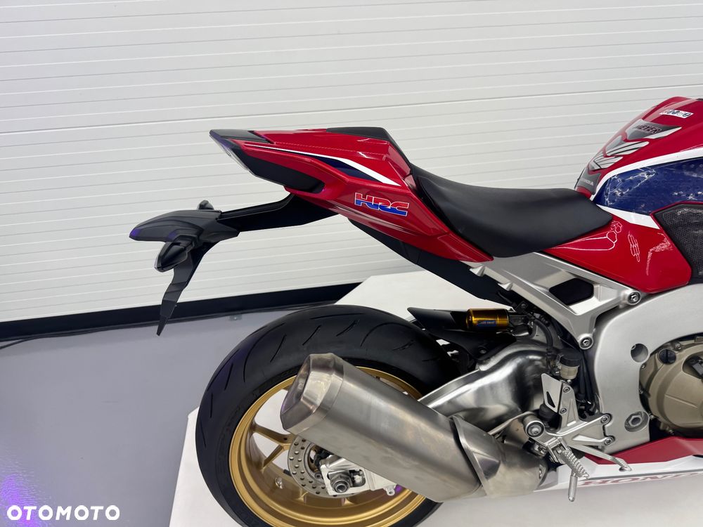 Honda CBR - 17