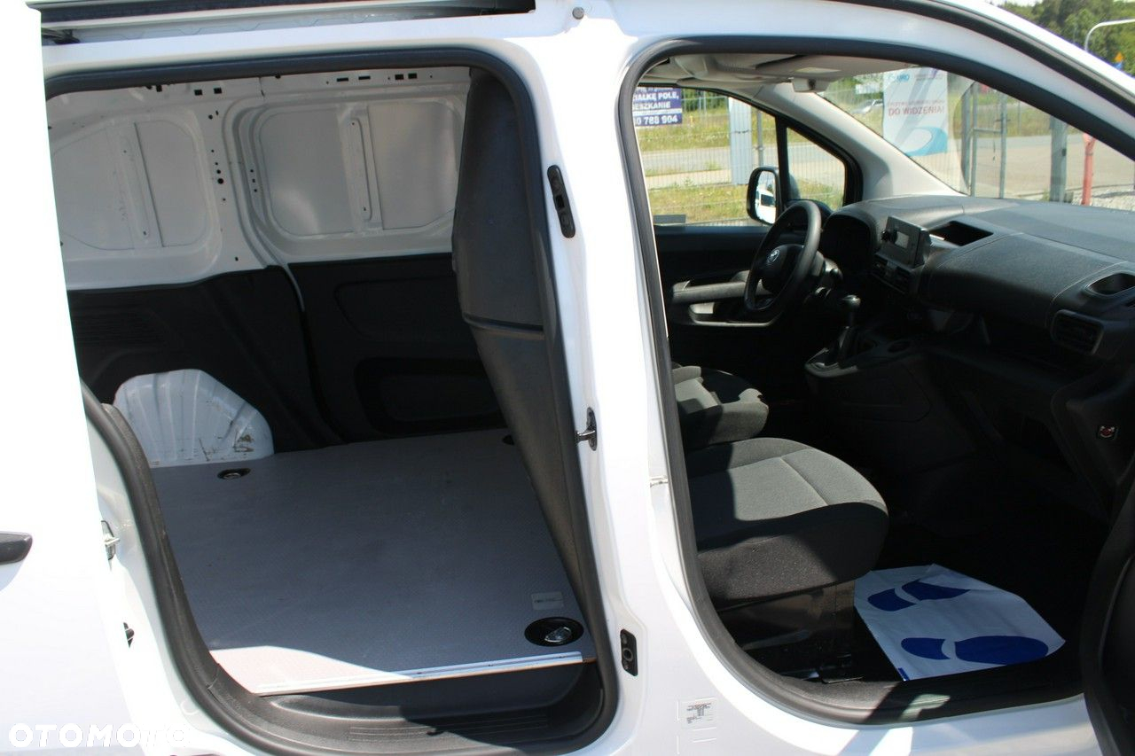 Toyota Proace City - 12