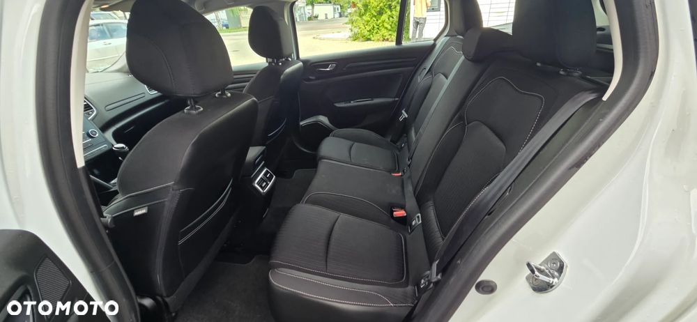 Renault Megane BLUE dCi 115 INTENS - 31