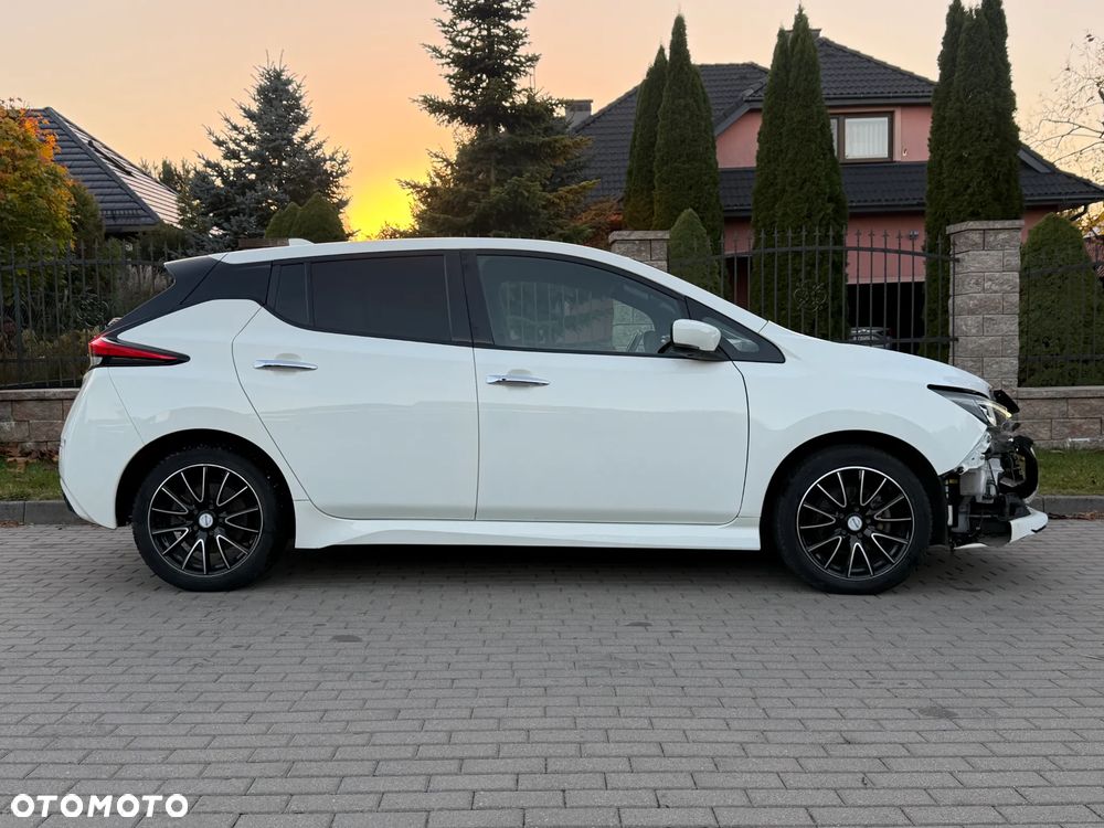 Nissan Leaf 40kWh Tekna - 6