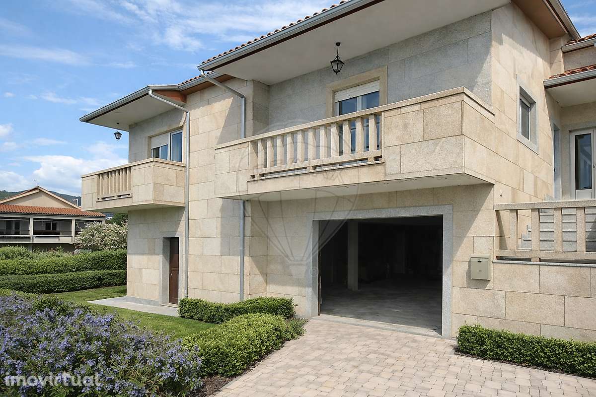 Moradia T3 para venda - Grande imagem: 2/9