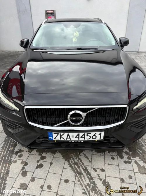 Volvo V60 2019 photo 2
