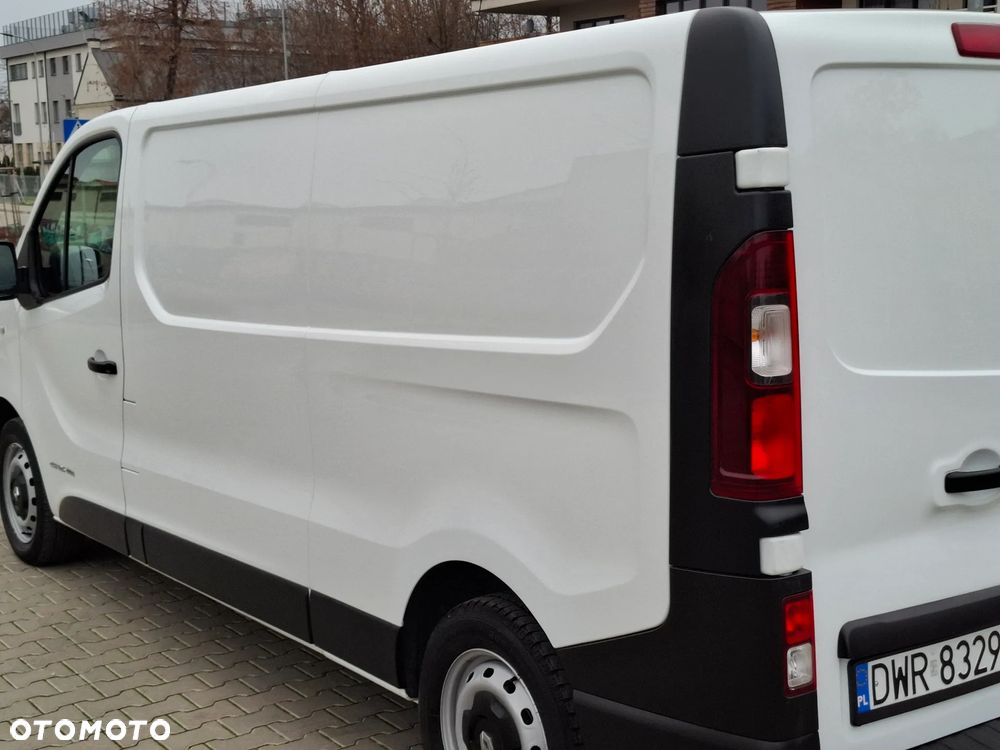Renault Trafic 2017 LONG 1.6DCI 125KM KLIMA 3OSOBOWY - 12