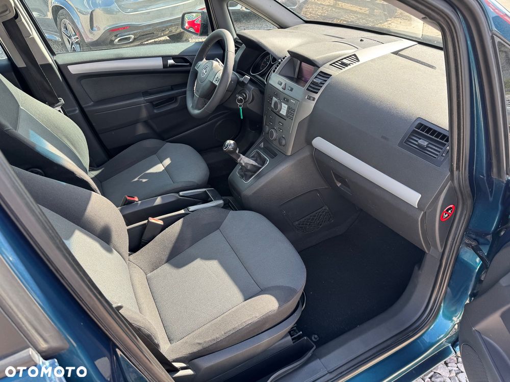 Opel Zafira - 19