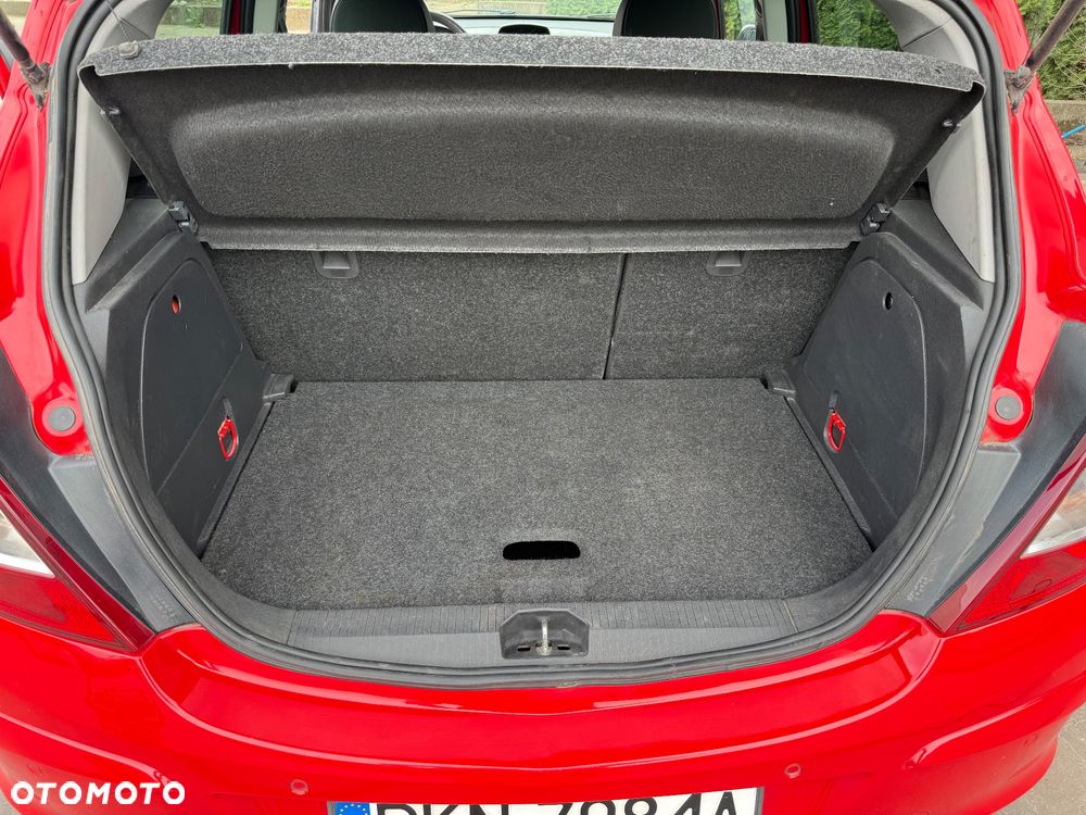 Opel Corsa 1.4 16V Innovation - 17