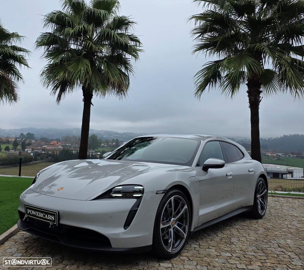 Porsche Taycan Sport Turismo Standard - 3