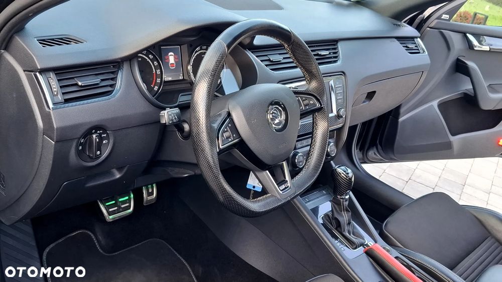 Skoda Octavia 2.0 TDI (Green tec) DSG RS - 11