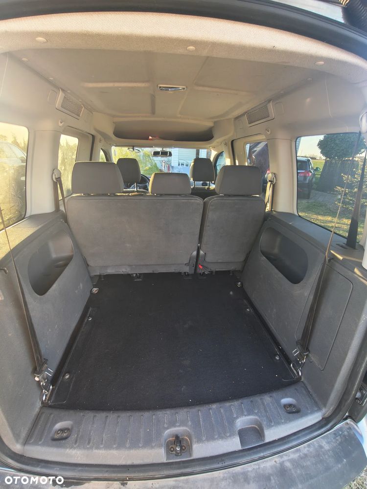 Volkswagen Caddy - 9
