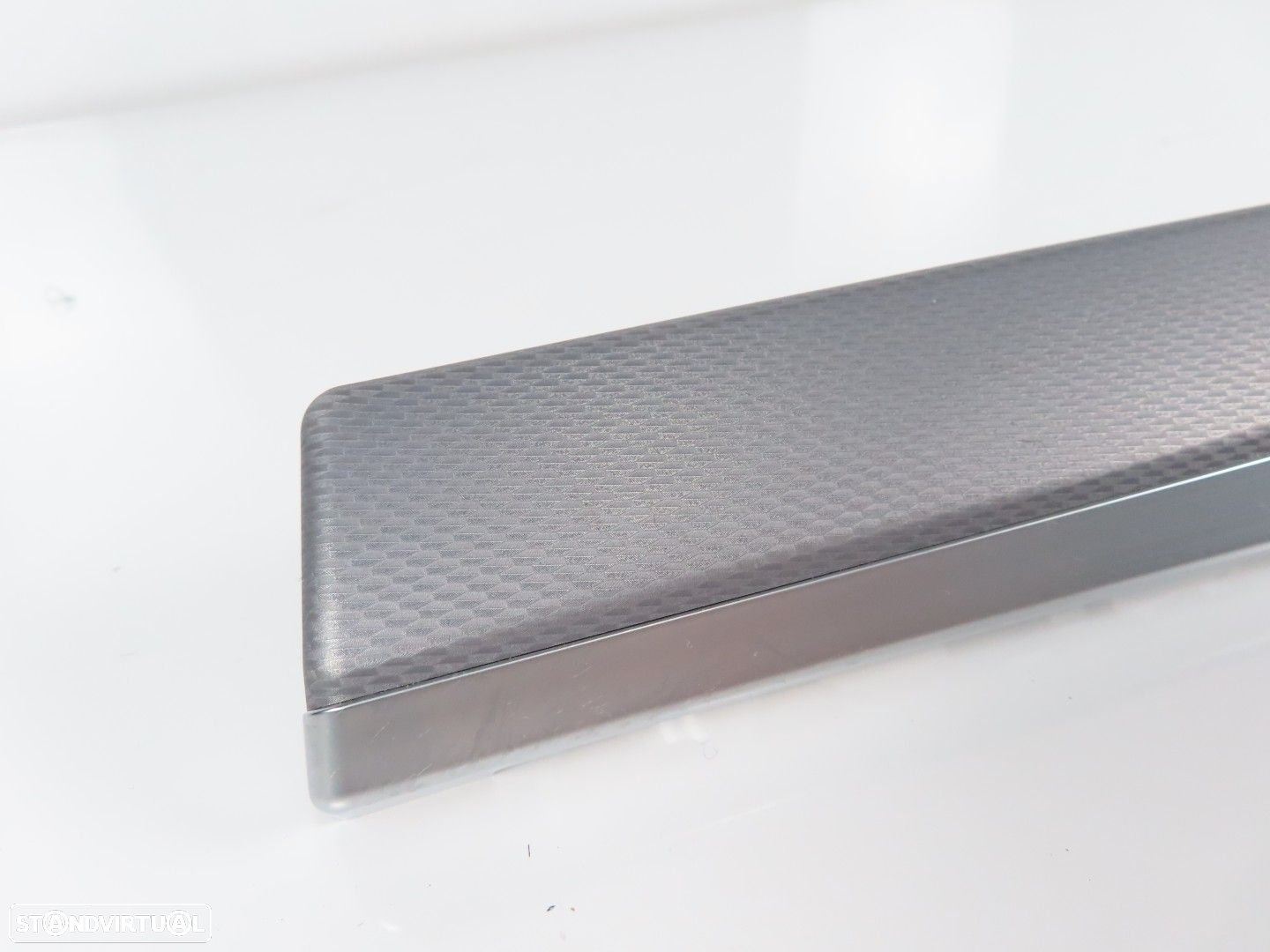 Friso da porta em Alumínio Hexagon Direito/Trás Seminovo/ Original BMW 5 (F10)/B... - 2