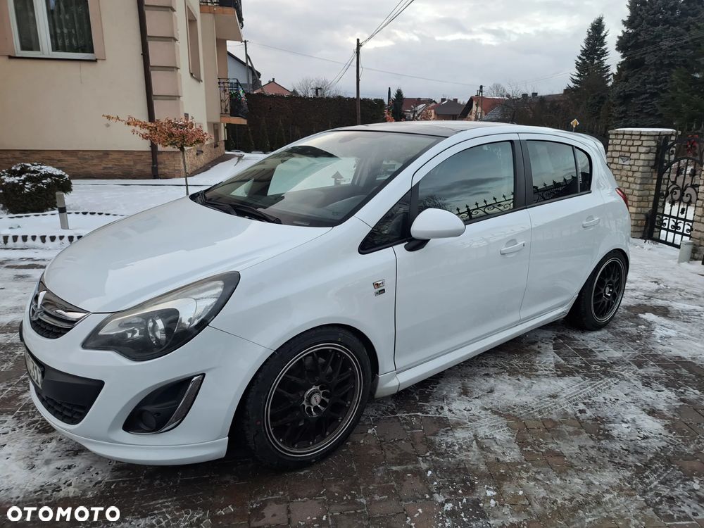 Opel Corsa 1.6 Turbo 150 Jahre - 3