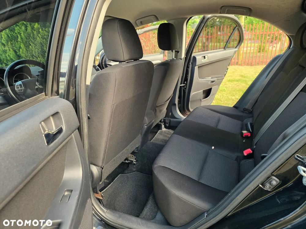 Mitsubishi Lancer 1.8 DID Instyle NAVI - 19