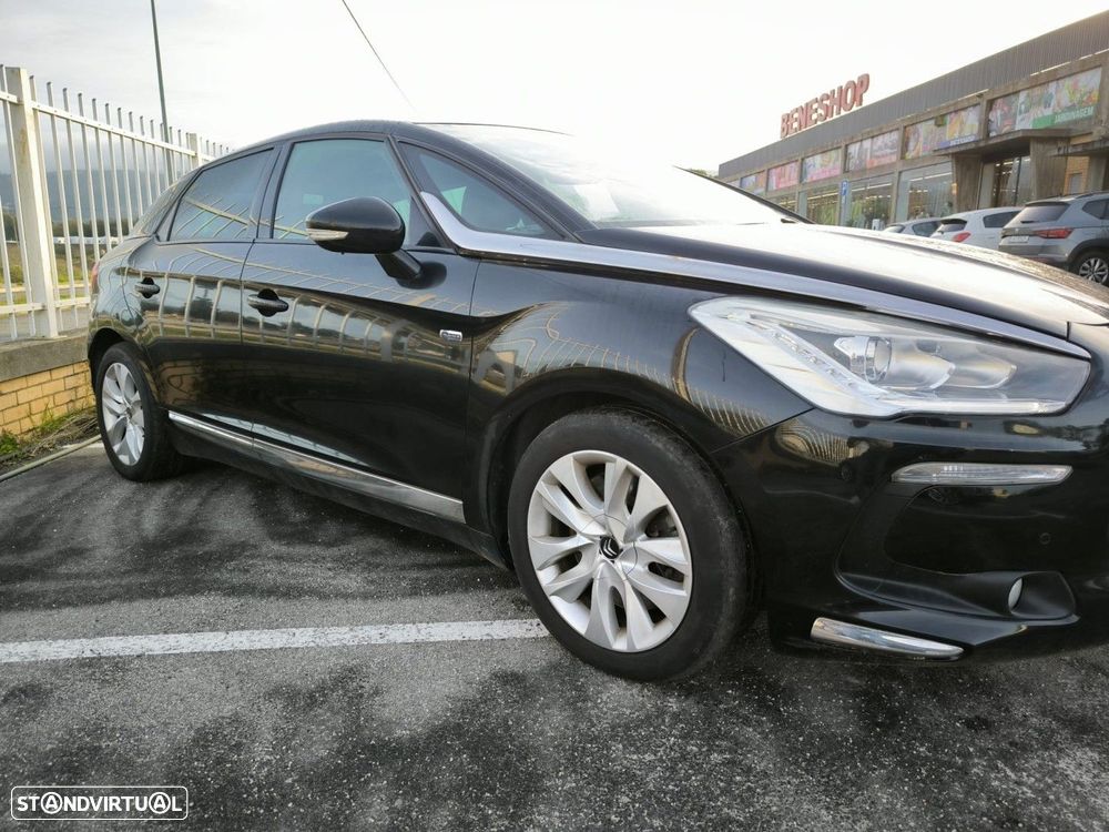 Citroën DS5 2.0 HDi Hy4 So Chic CMP6 88g - 3