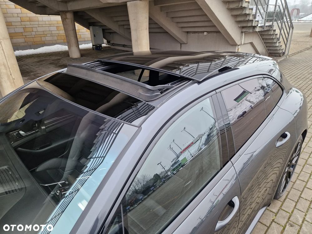 Porsche Panamera 4 - 3