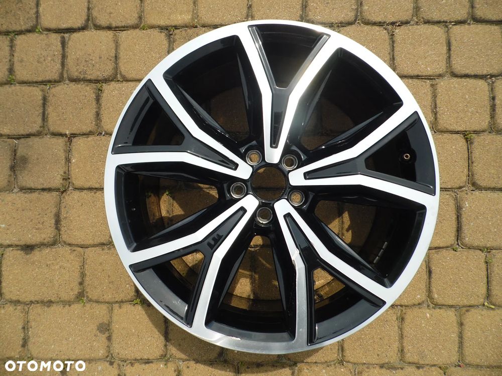 Felga 18'' 5x100 VW T-Cross 2GM601025P 7x18 ET39 - 1