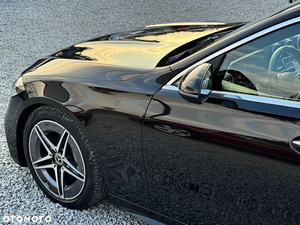 Mercedes-Benz Klasa C 180 9G-TRONIC AMG Line - 11