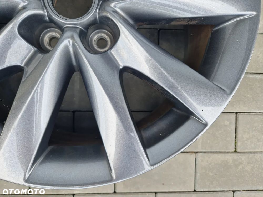 FELGA MAZDA 3 7,5Jx17 ET50 5x114,3 - 4