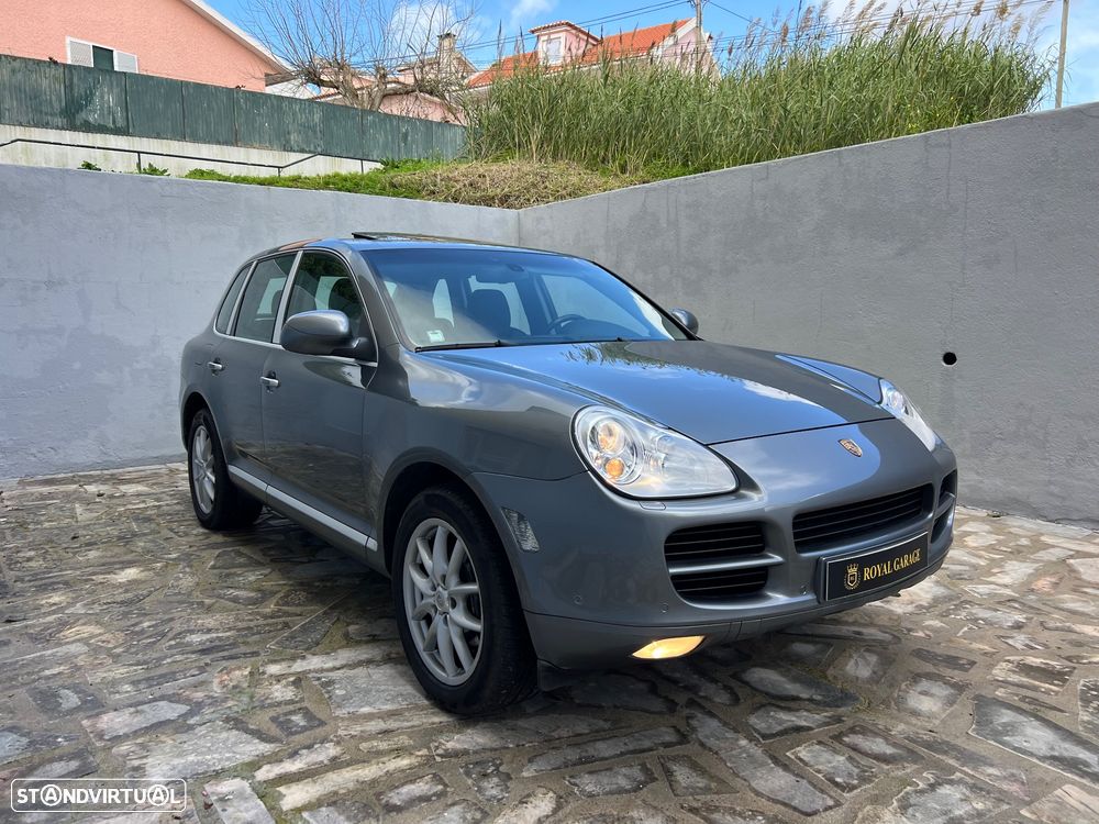 Porsche Cayenne Tiptronic - 1
