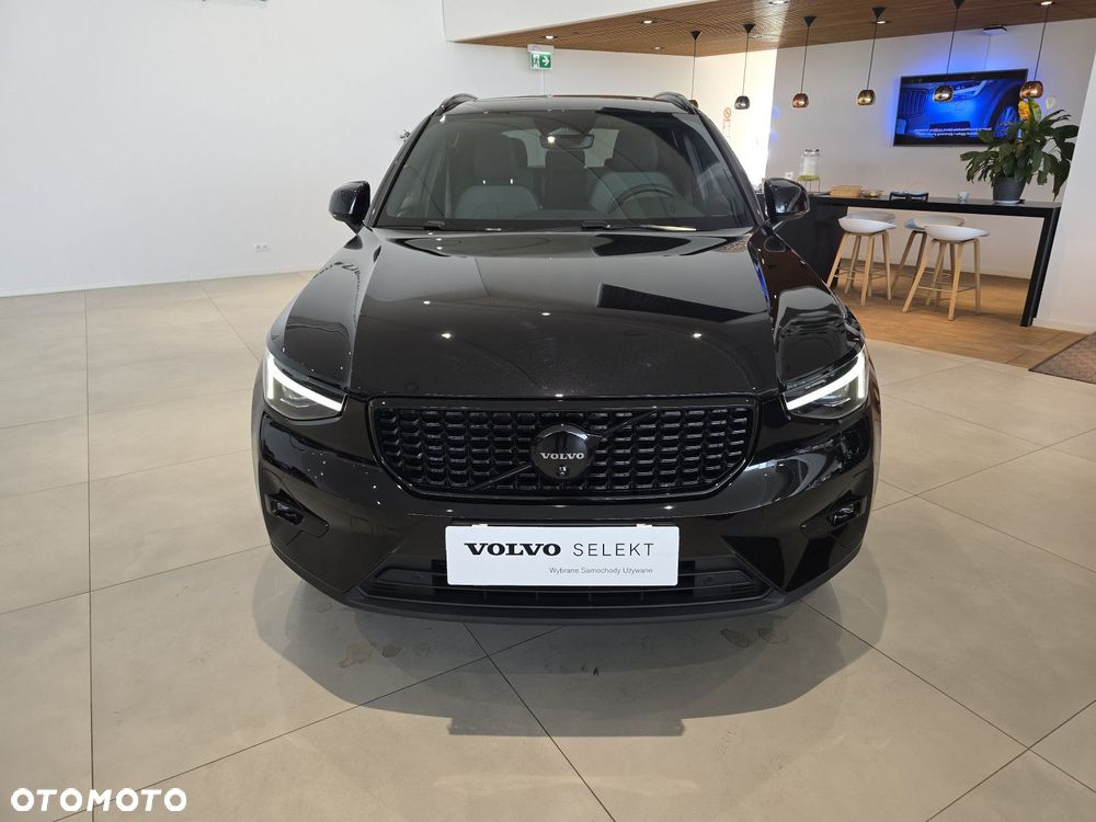 Volvo XC 40 - 3