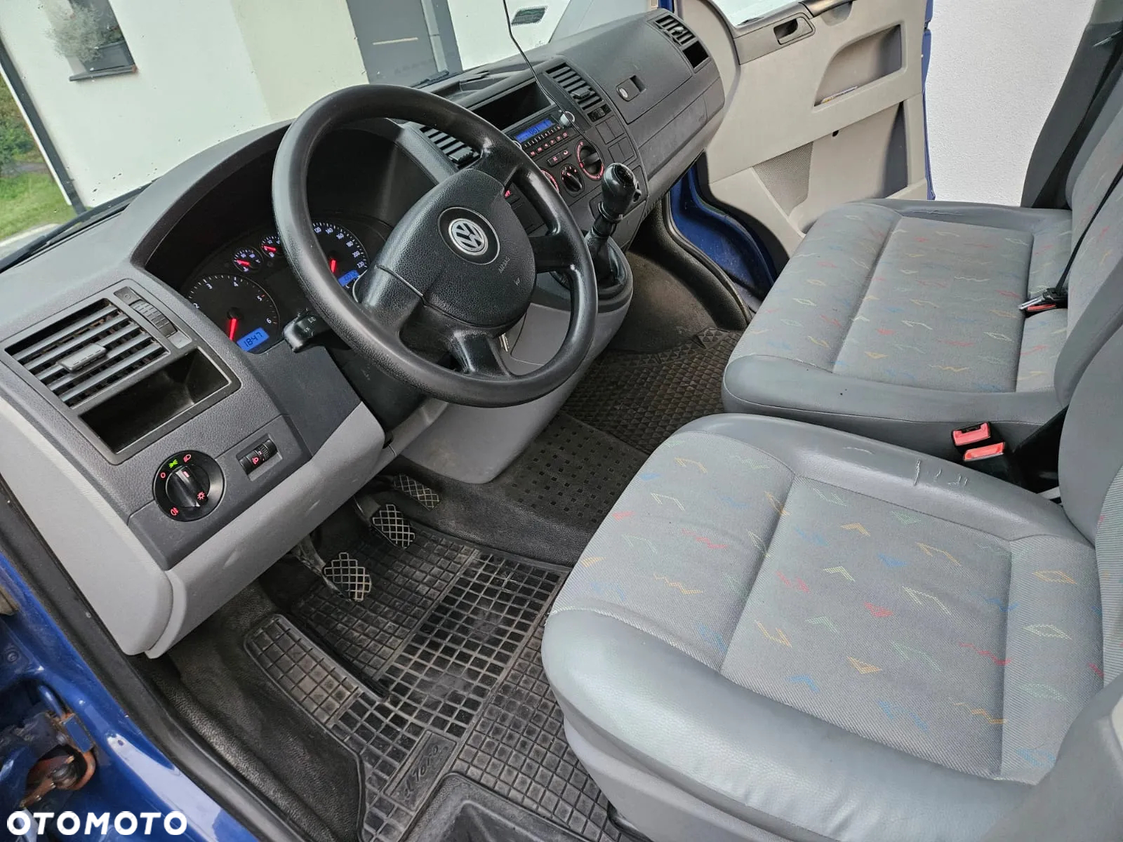 Volkswagen TRANSPORTER T5 - 10