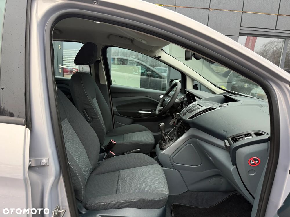 Ford C-MAX 1.6 Titanium - 24