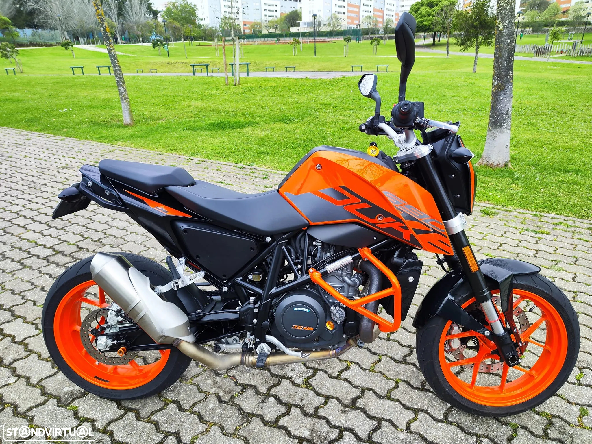 KTM Duke 690 - 12