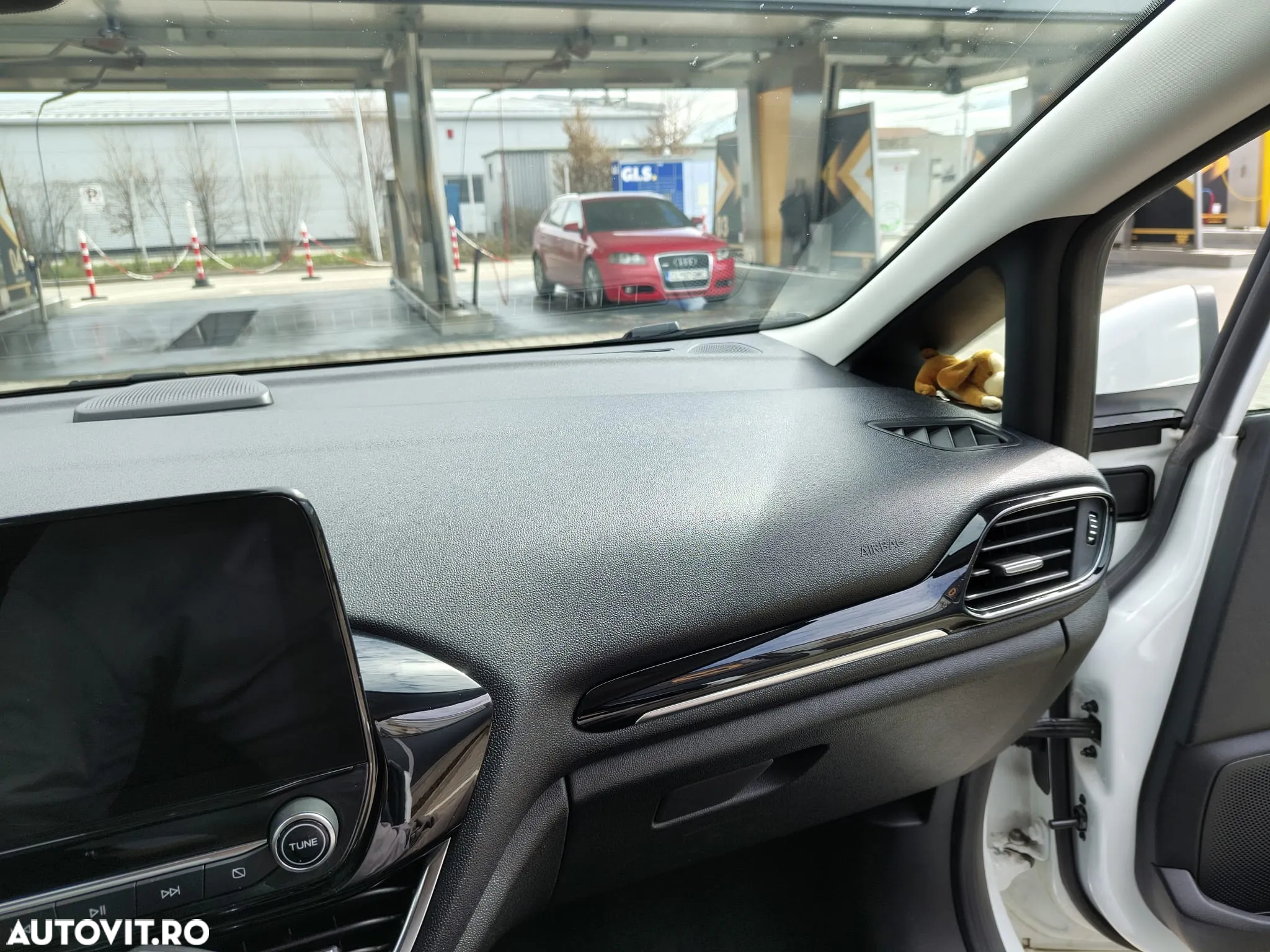 Ford Fiesta 1.0 EcoBoost Titanium - 10